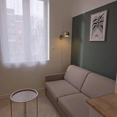 Close To Station Apartment