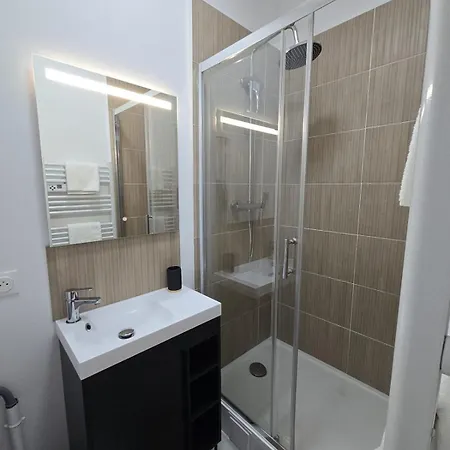 Close To Station Apartment