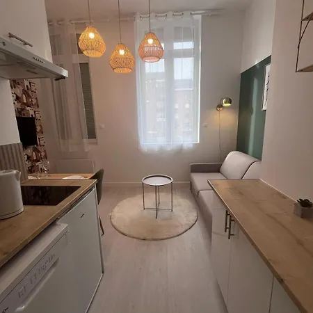 Close To Station Apartment